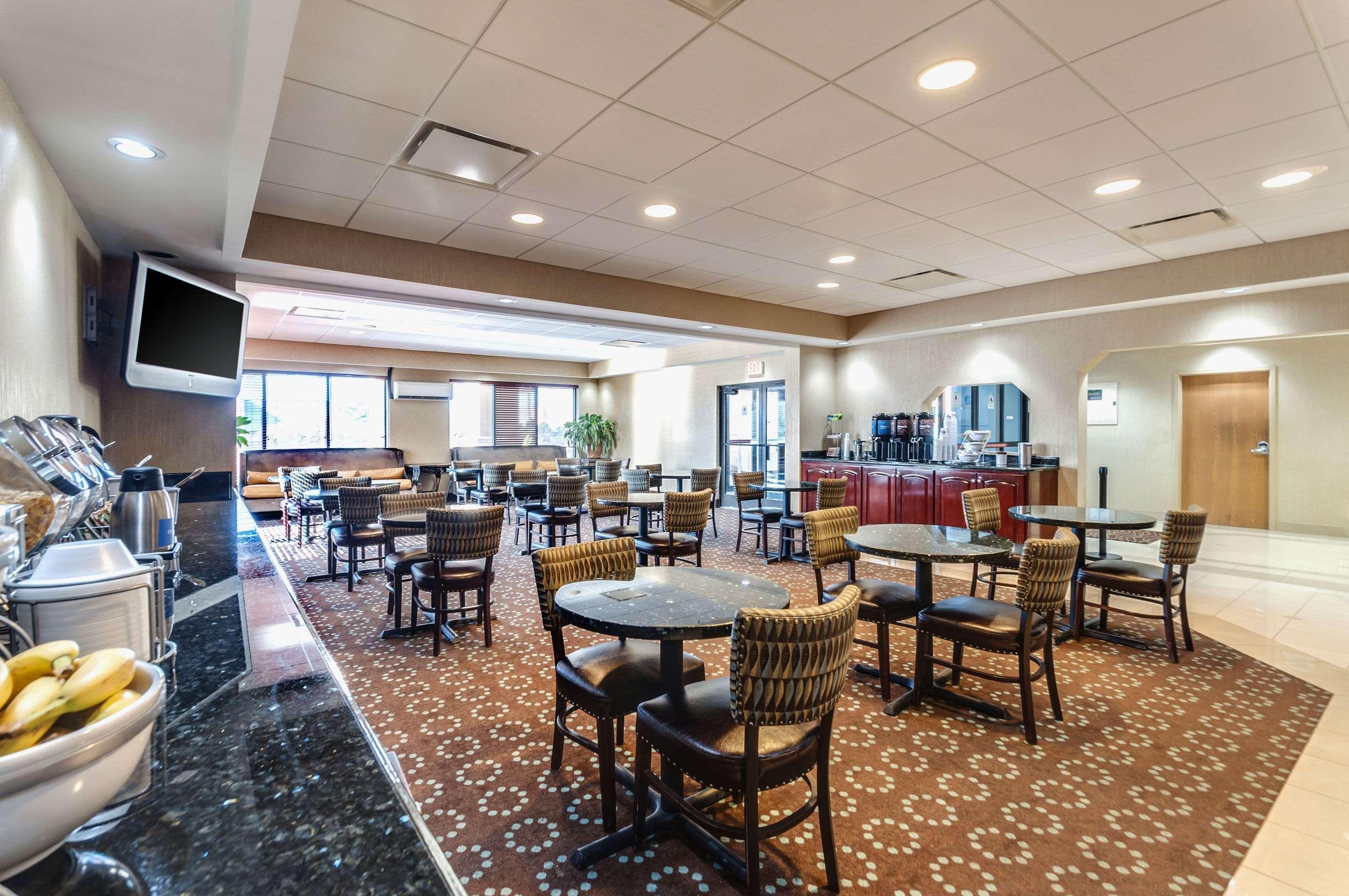 Quality Inn & Suites Bel Air I-95 Exit 77A Exterior photo